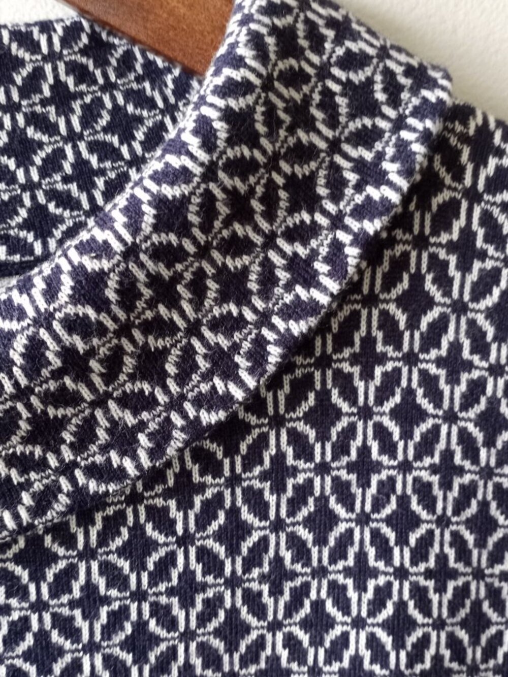 Talbots Navy and White Patterned Short-Sleeve Sweater - Picture 4 of 6